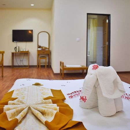 Shwe Poe Eain Hotel New Bagan Buitenkant foto