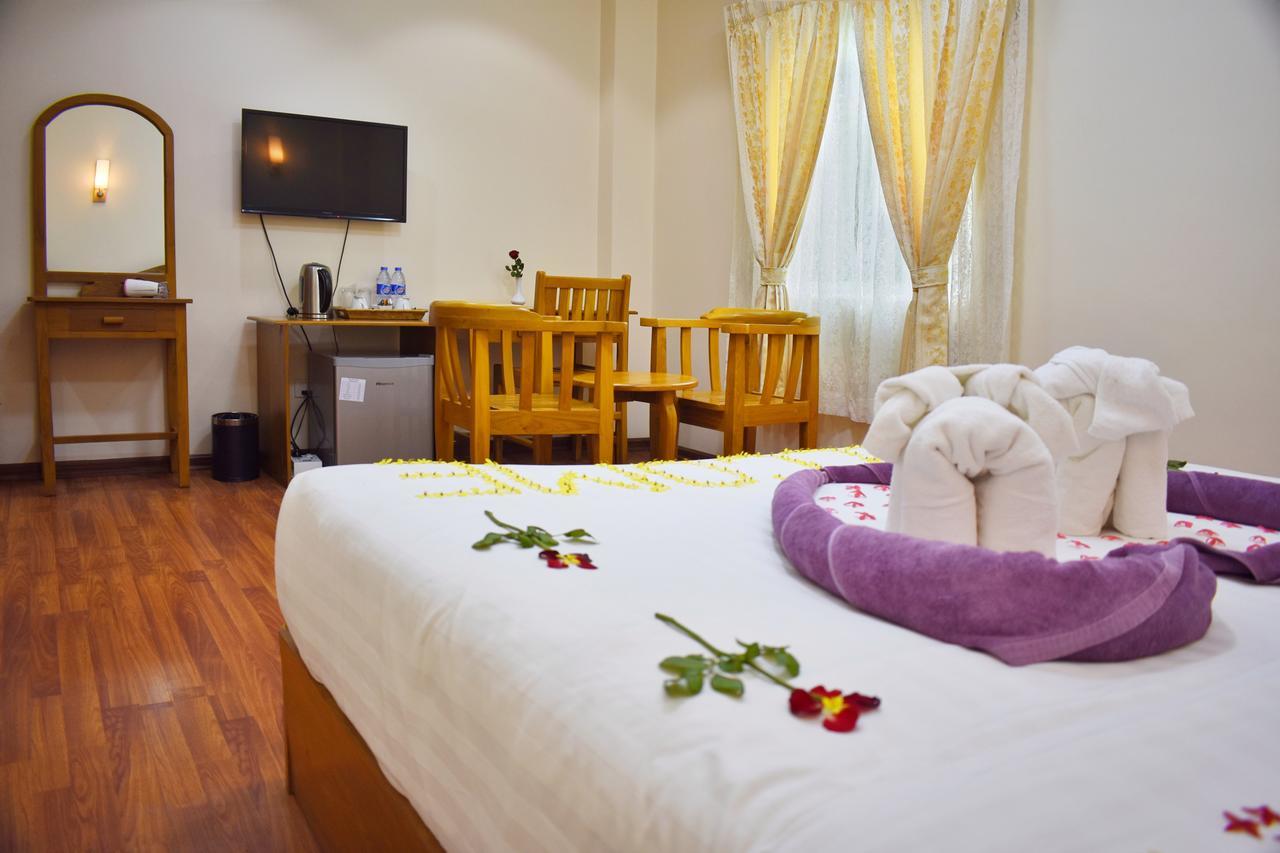 Shwe Poe Eain Hotel New Bagan Buitenkant foto