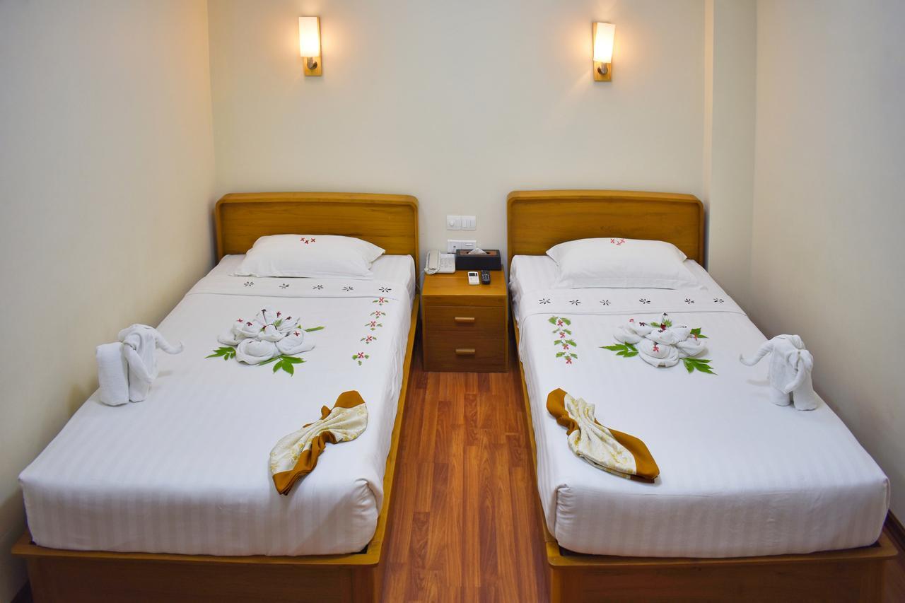 Shwe Poe Eain Hotel New Bagan Buitenkant foto