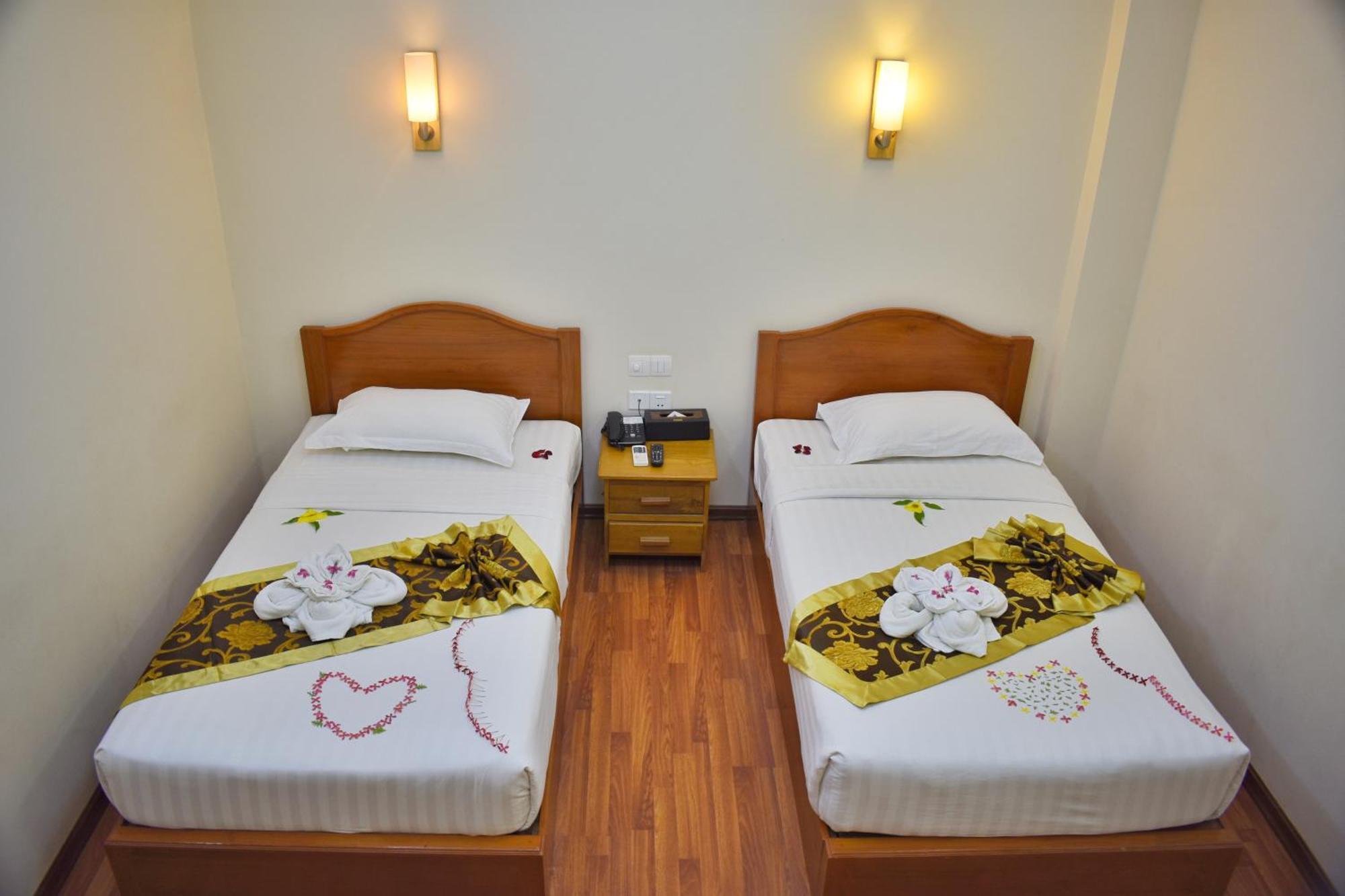 Shwe Poe Eain Hotel New Bagan Buitenkant foto