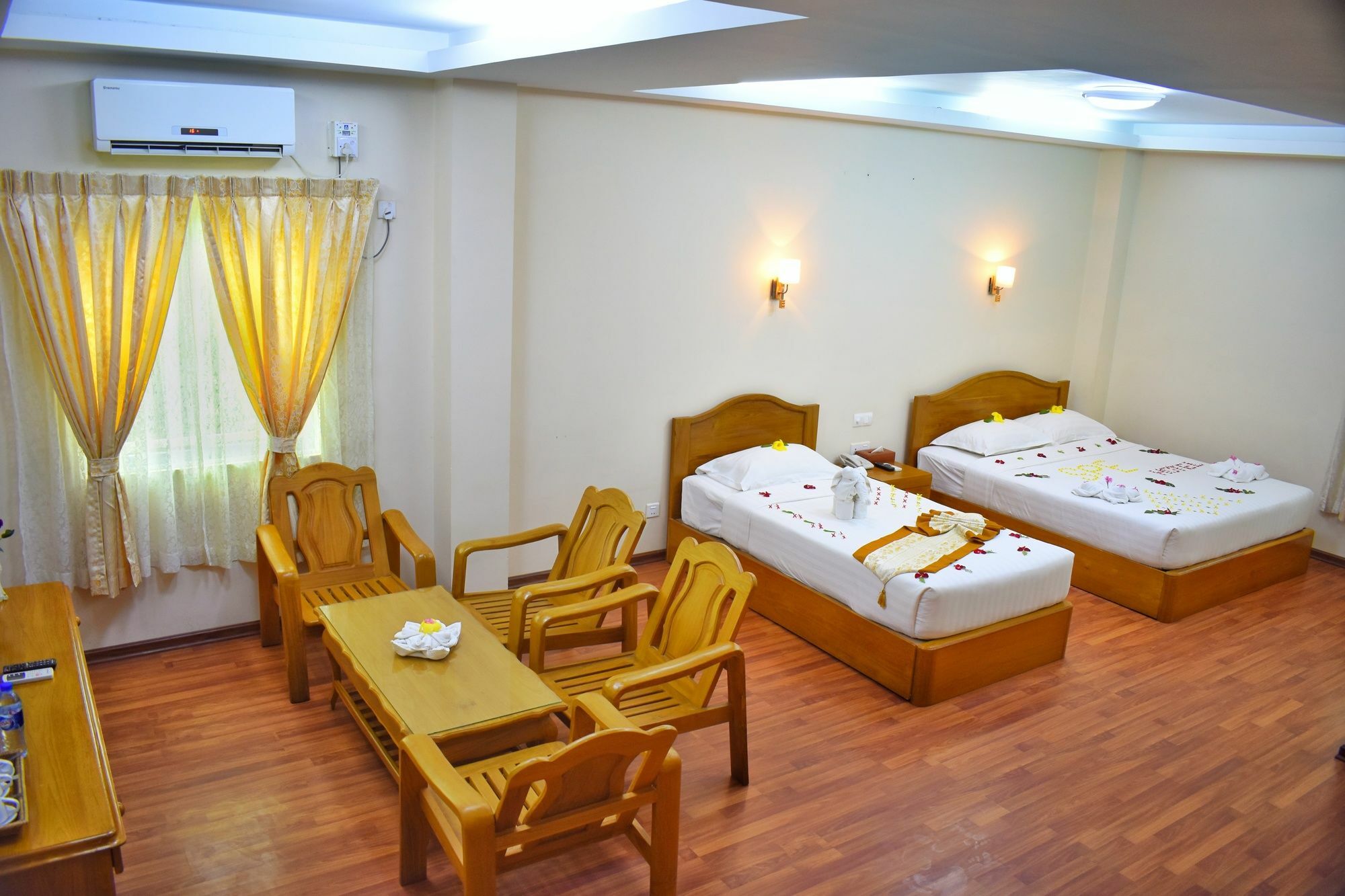 Shwe Poe Eain Hotel New Bagan Buitenkant foto
