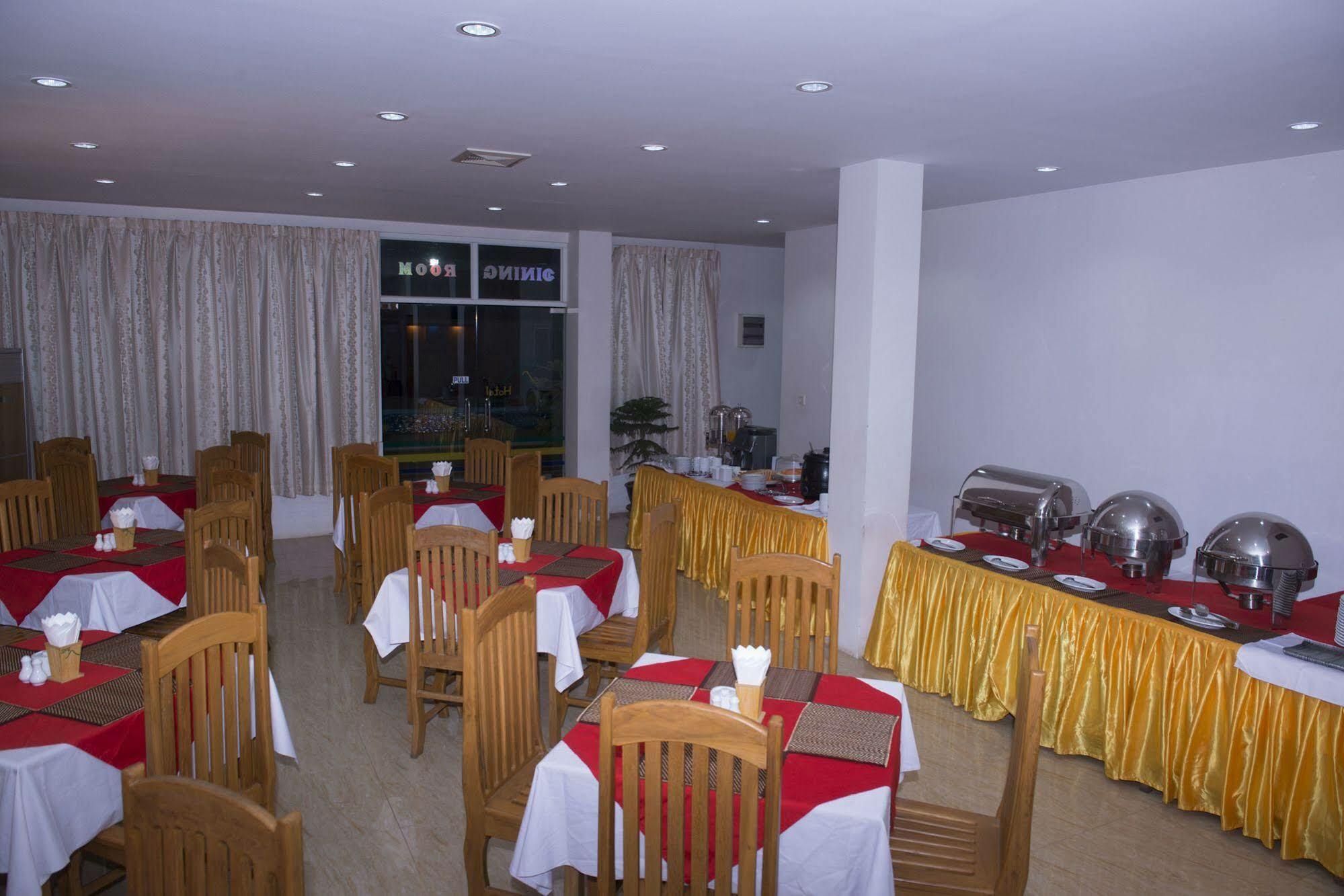 Shwe Poe Eain Hotel New Bagan Buitenkant foto