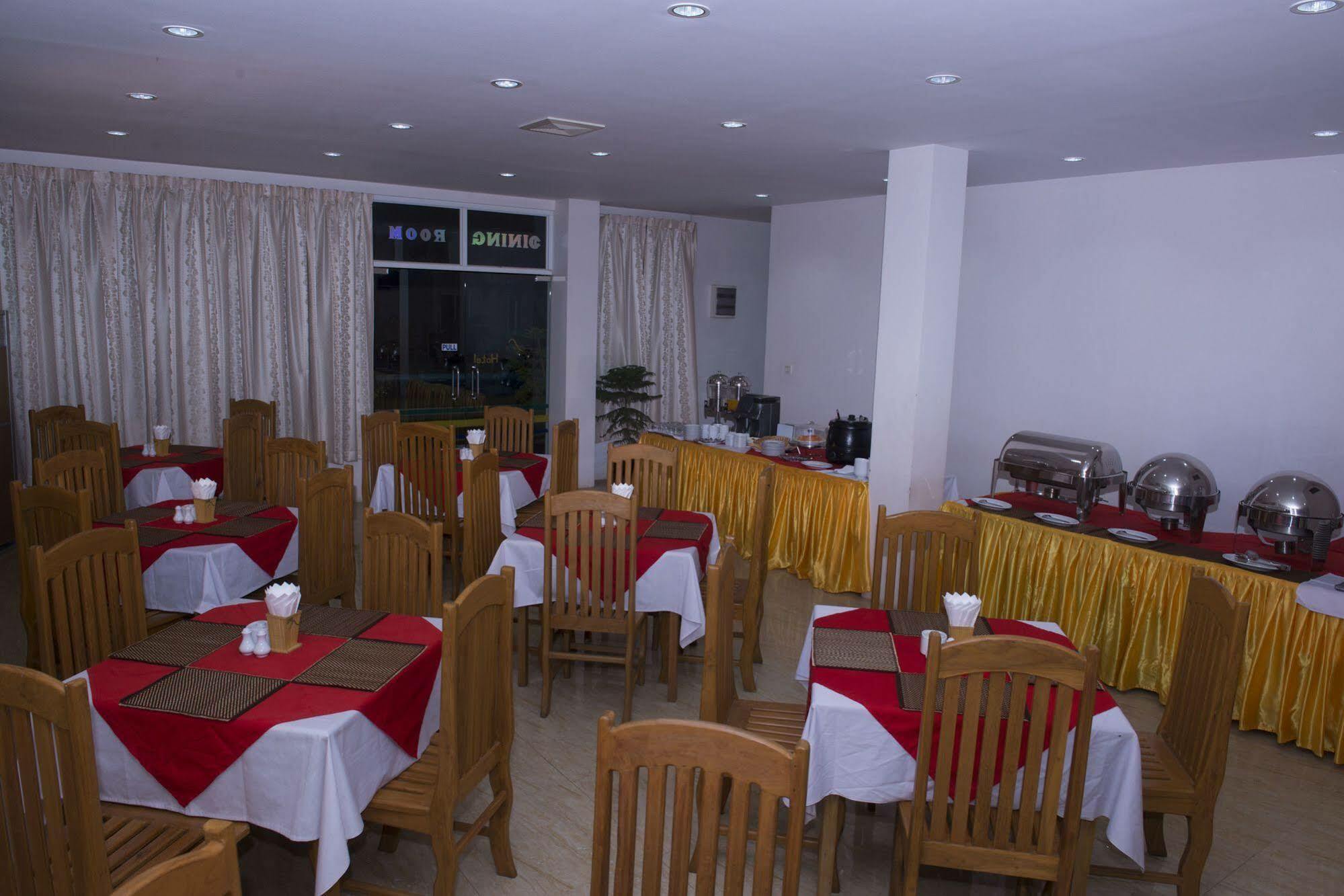 Shwe Poe Eain Hotel New Bagan Buitenkant foto